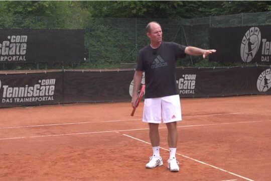 When at the Net with your Partner Back Find a Comfortable Balance Between Never Looking Back and Always Looking Back