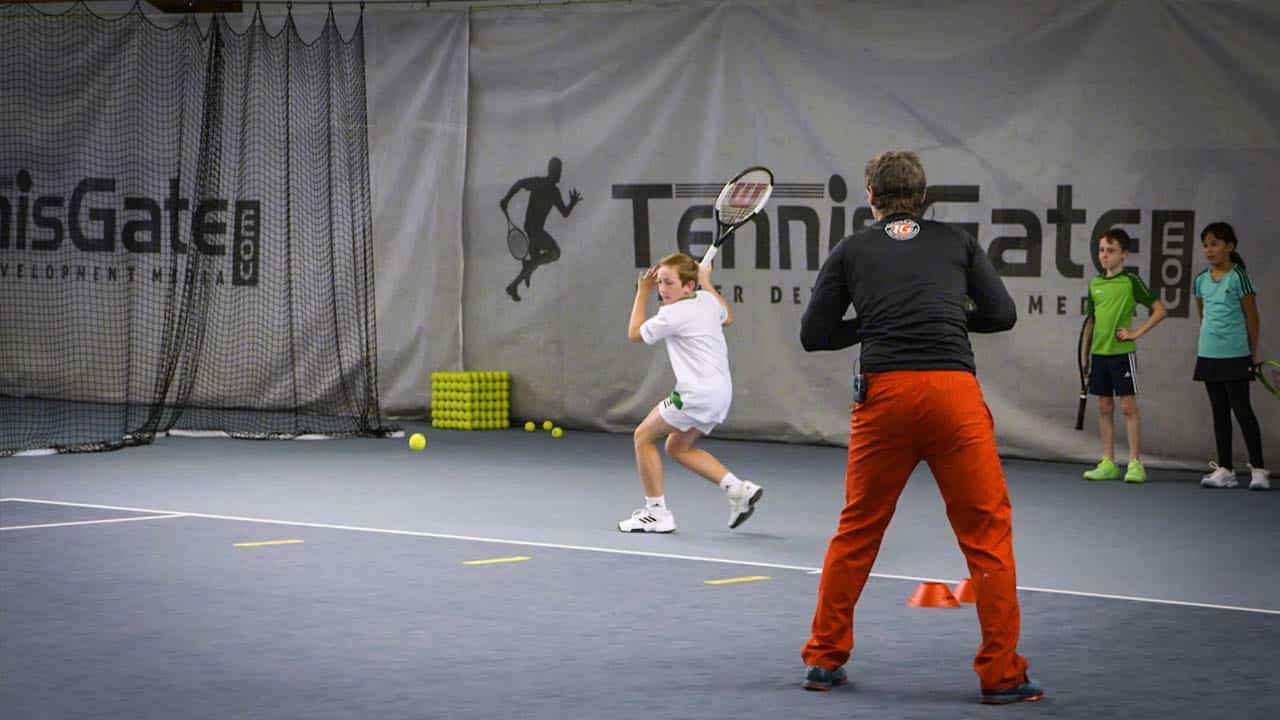 Improving the footwork to the ball and back